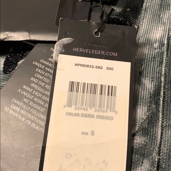 Authentic Herve leger bandage dress - Picture 12 of 12